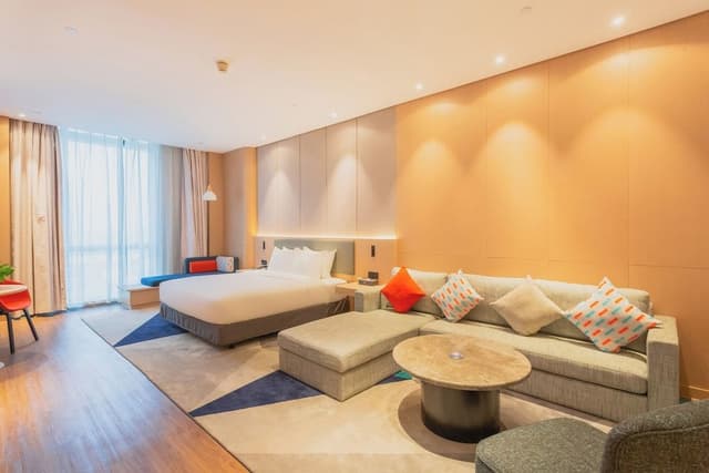 Standard Room, 1 King Bed, City View (Extra Space)