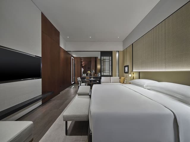 Classic Room, 1 King Bed