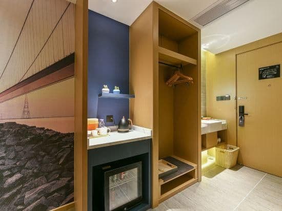 Executive room, Guest room, 1 Queen