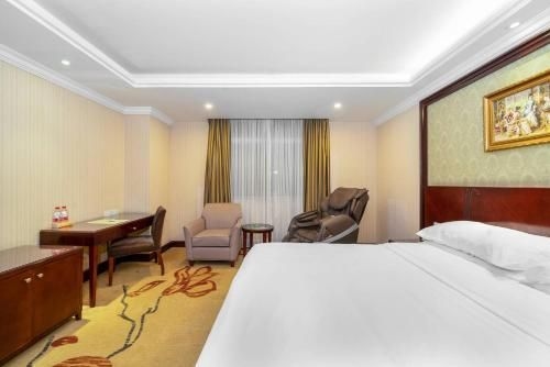 เวียนนา ตงกวน โหวเจีย เอ็กซิบิชั่น เซนเตอร์ (Vienna Hotel Dongguan Houjie Exhibition Center)1