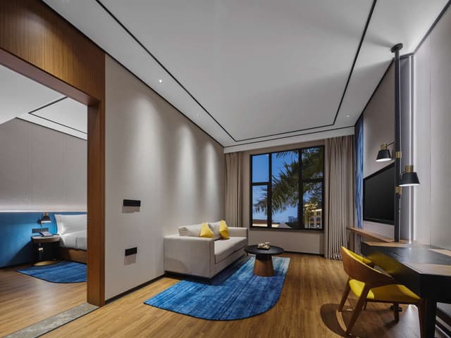 KING DELUXE SUITE