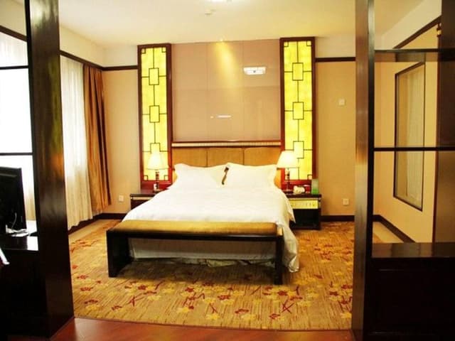 Superior Suite