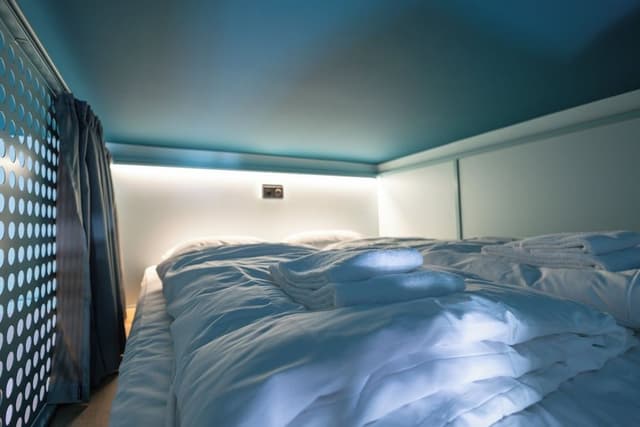 Mixed bunk for two