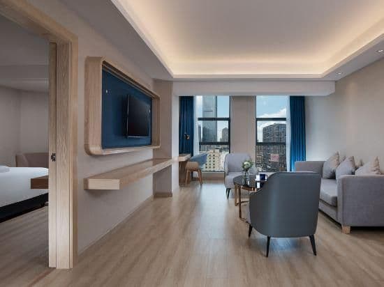 Suite with View