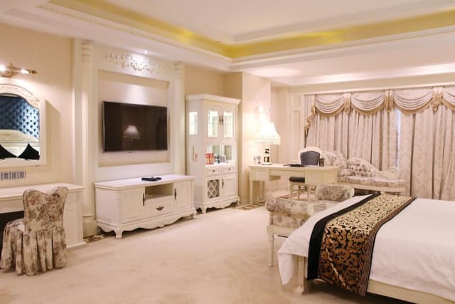 Premier Suite