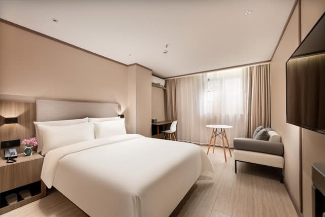 Huazhu - Superior BedRoom