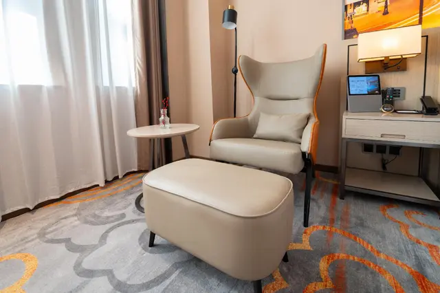 WH - Deluxe Bed Room