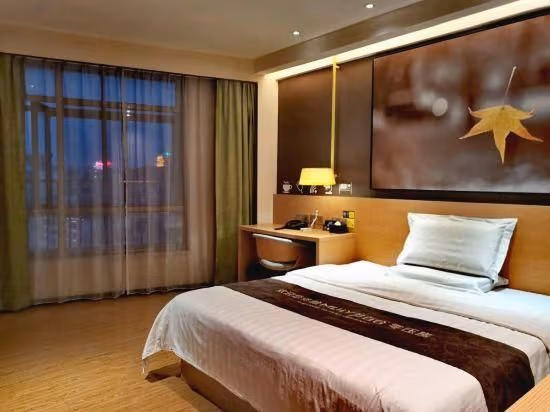 Queen Room With Memory Foam Mattress