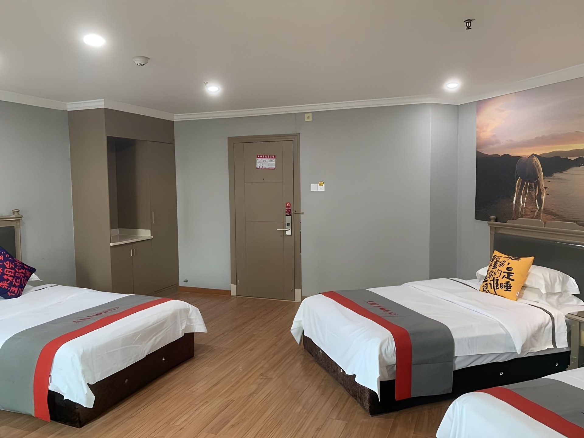โรงแรมจุน กวางตุ้ง หุยโจว เขตหุยตง ตำบลเฉียวเฉิง ดารุนฟา (Jun Hotel Guangdong Huizhou Huidong County Qiaocheng Darunfa)4