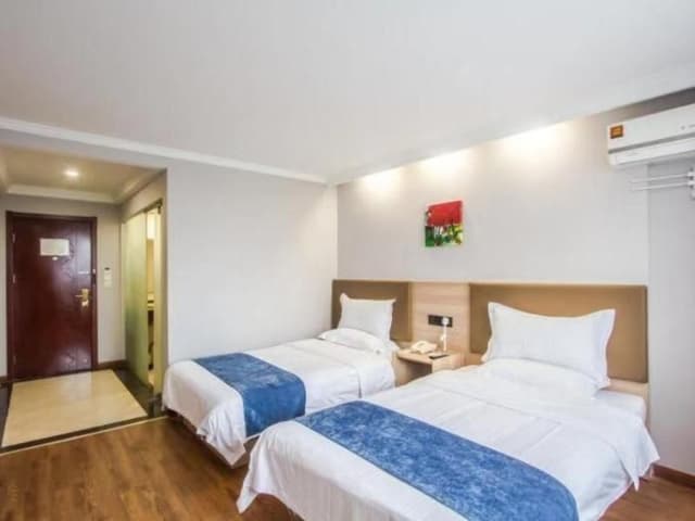 2 Bed Twin Superior Room