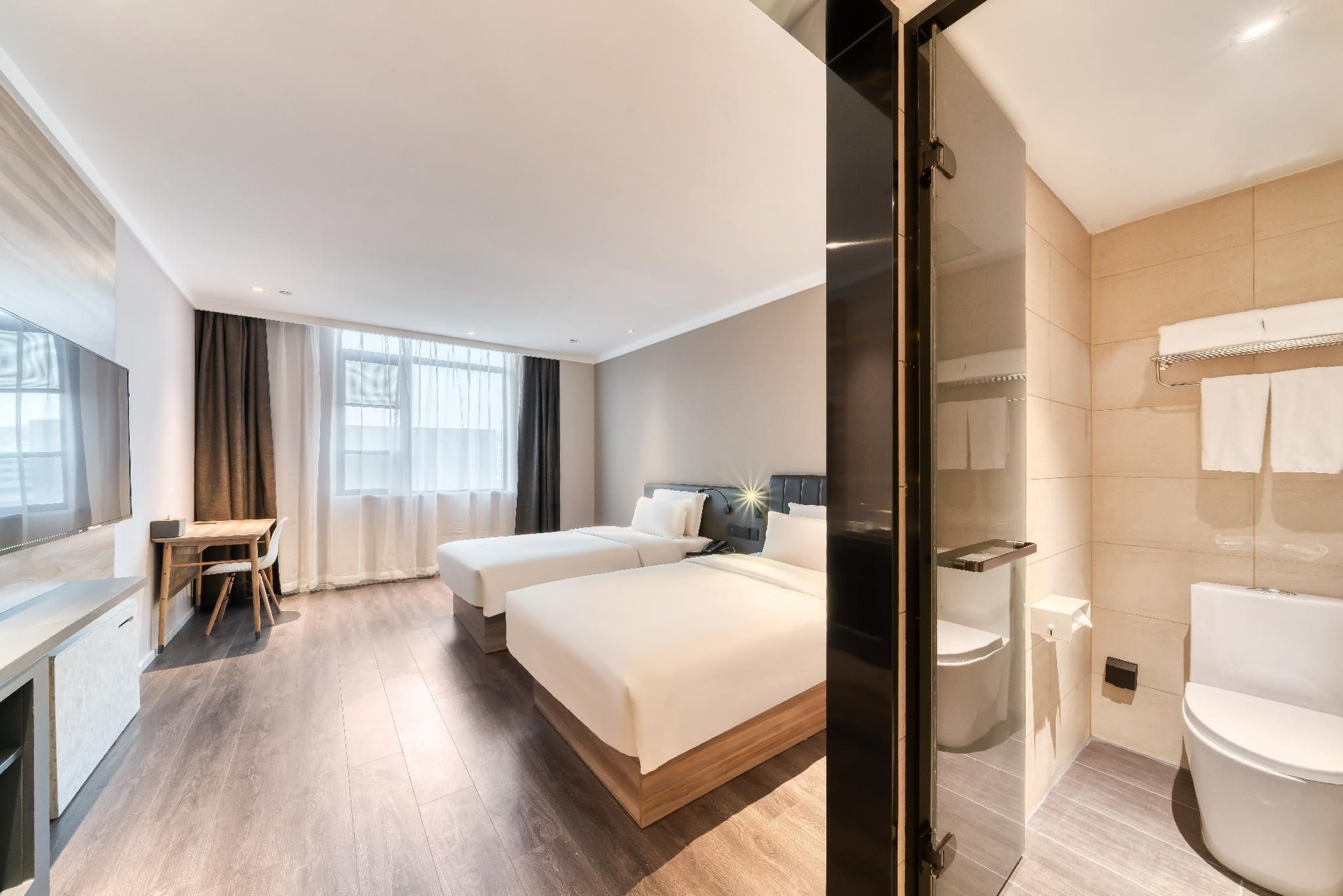 ฮั่นติง โฮเทล ถงเสียง ชงฟู่ (Hanting Hotel Tongxiang Chongfu)3