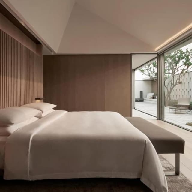 Villa, 1 King Bed (Pool)