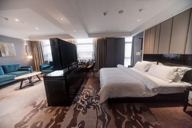 Jinjiang Metro Business Suite