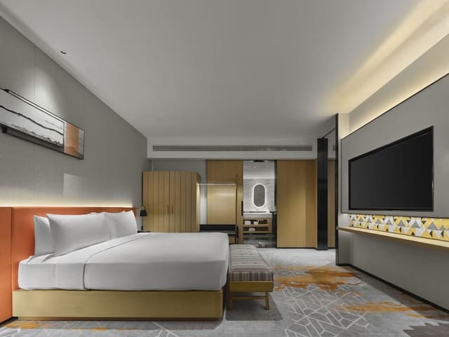 Deluxe Suite, 1 King Bed
