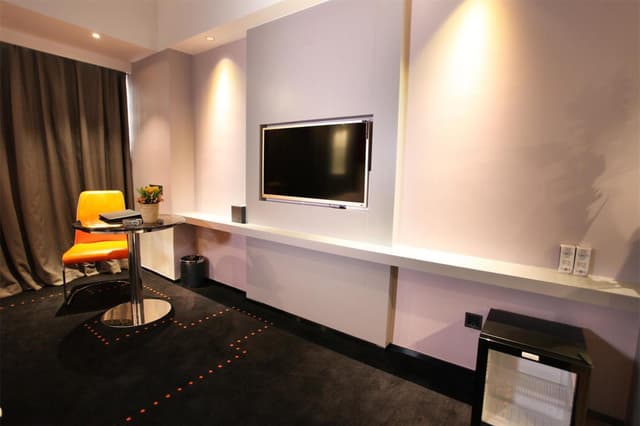 Boutique Queen Room