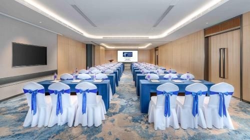 โรงแรมฮอลิเดย์ อินน์ เอ็กซ์เพรส โฟซาน นิว ซิตี้ (Holiday Inn Express Foshan New City)4