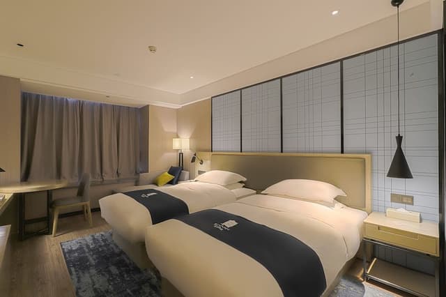Double Twin Room