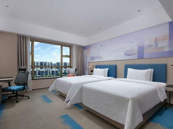 Cozy Twin Room