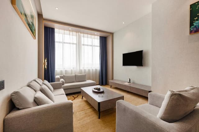 Dossen - Executive Suite