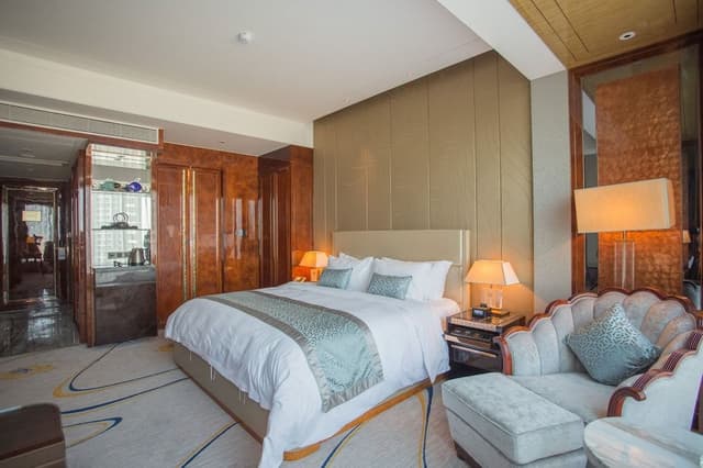 Deluxe King Room, River View, Smoking