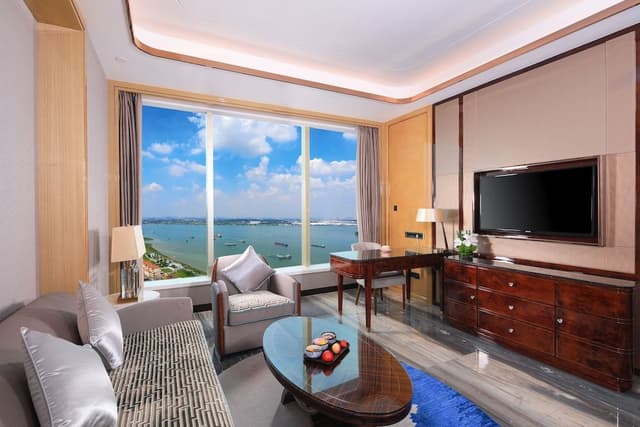 Executive Suite, 1 King Bed, Non Smoking