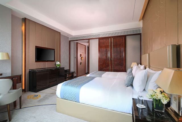 Deluxe King Room, River View, Smoking