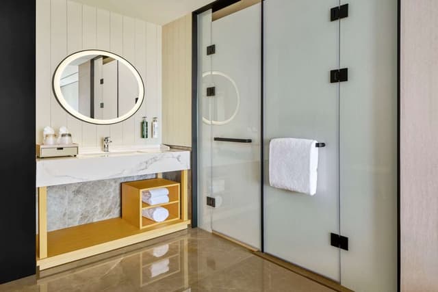 TWIN DELUXE ROOM