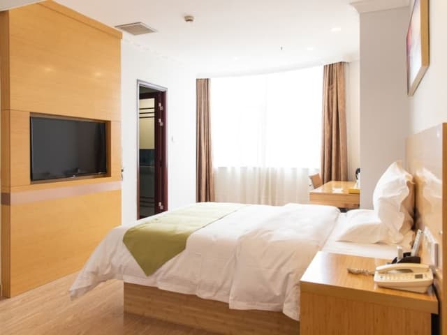 Superior Room, 1 King Bed