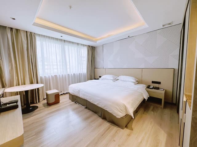 Dossen - Deluxe Bed Room