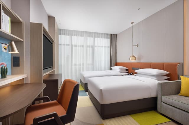 FY - Comfort Room, Twin Bed