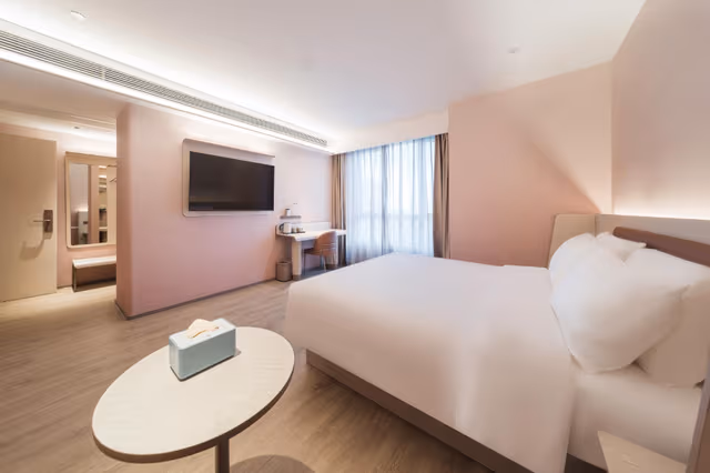 Huazhu - Superior BedRoom