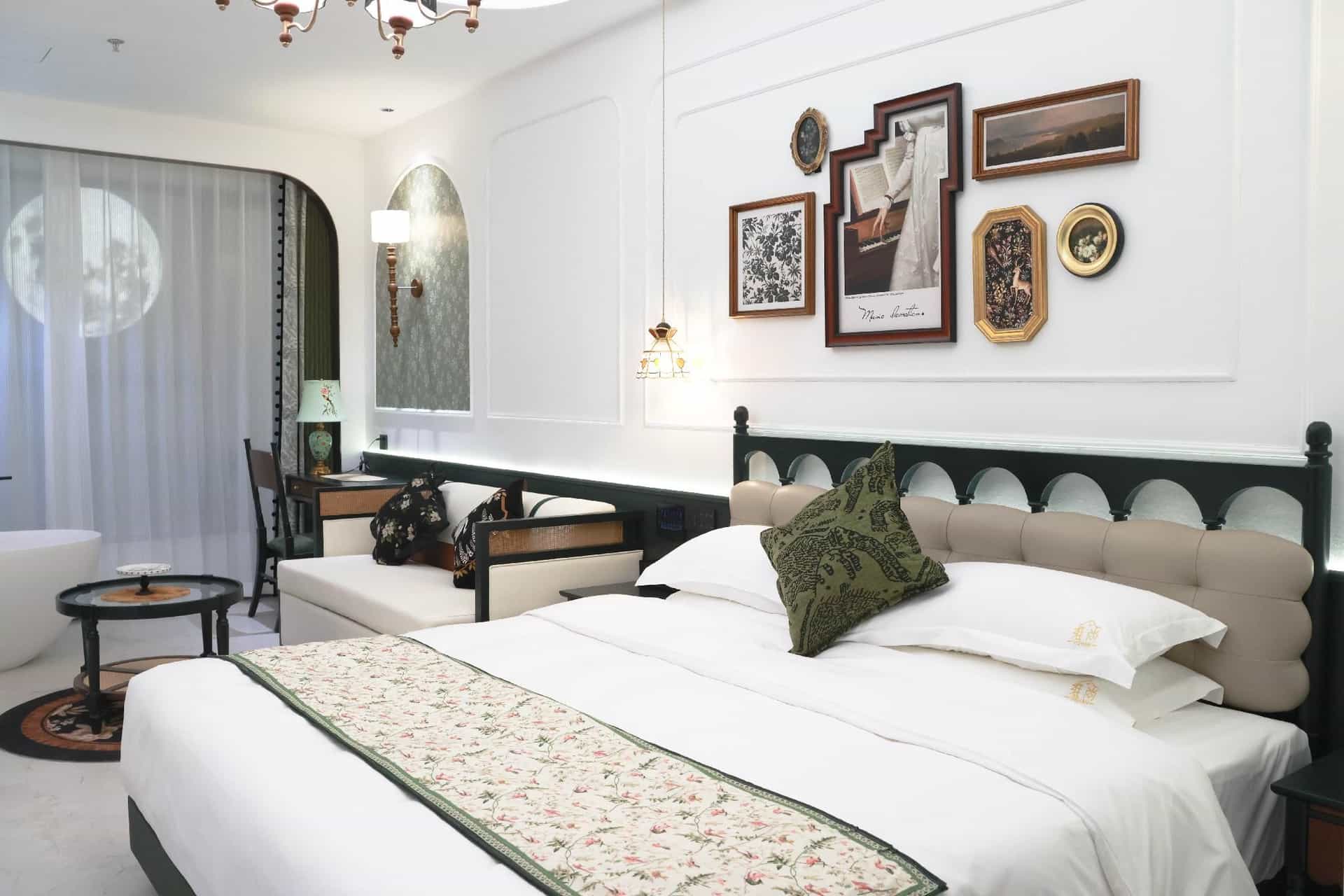 Vishan Garden Trendy Hostel