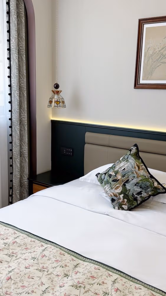Deluxe Single Room, Balcony, City View