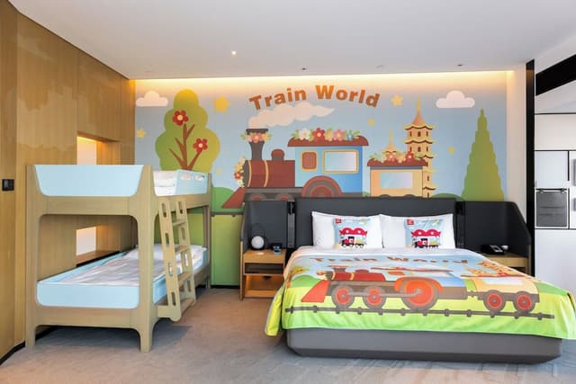 Junior Suite, 1 King Bed (Kids Theme)