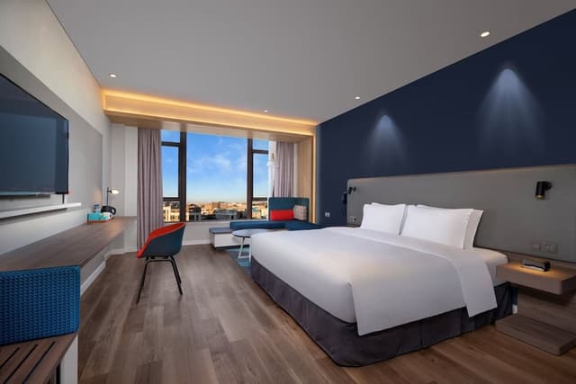Standard Room, 1 King Bed