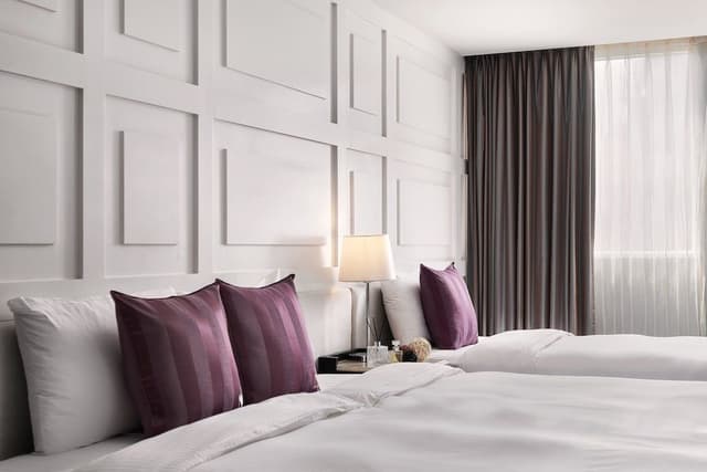 Deluxe Triple Room with Window