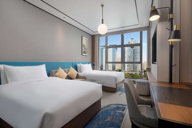TWIN DELUXE ROOM