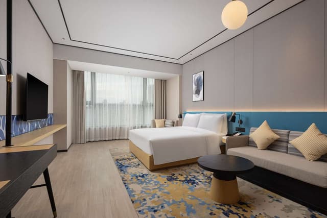 KING GUEST ROOM