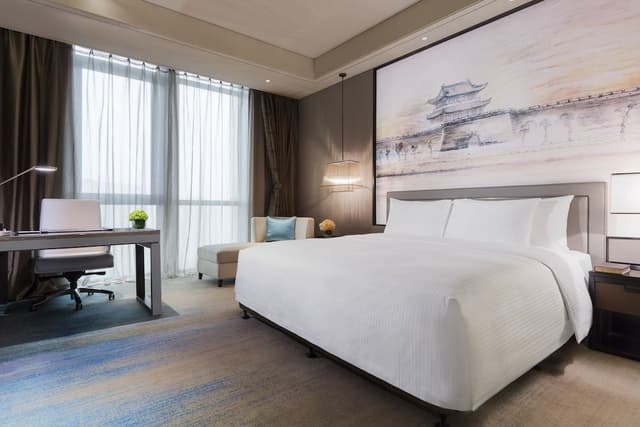 Premier Room