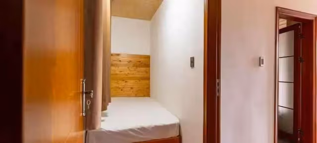 Comfort Suite, Balcony, Mountain View