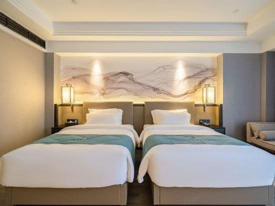 Superior Style Twin Room