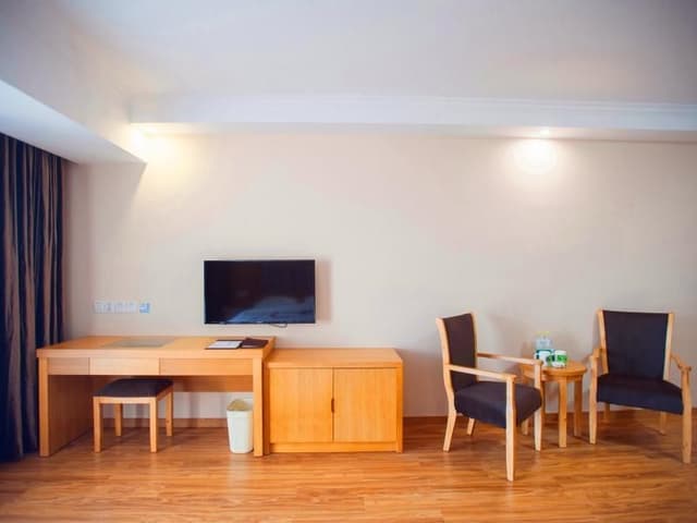 2 Bed Twin Superior Room