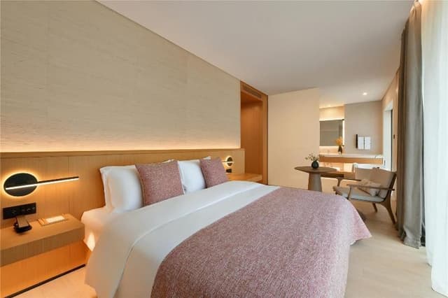 Tingzhu 2 Bedroom Suite