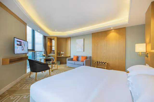 Grand Room, 1 King Bed