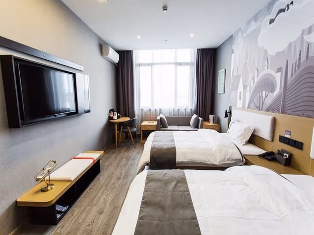 Select Twin Room