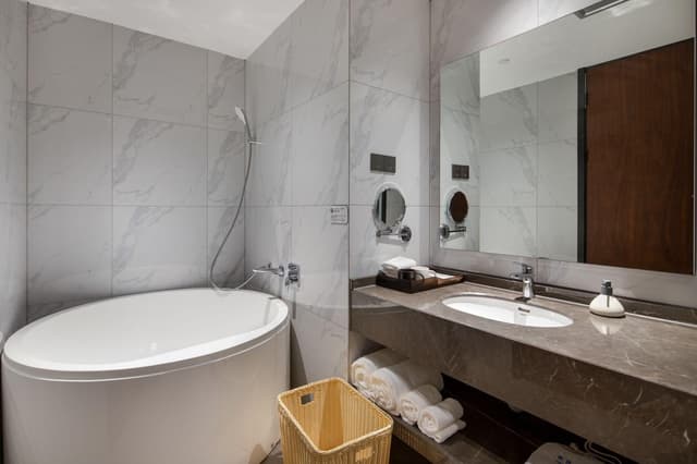 Rezen - Deluxe 1 Bed Room
