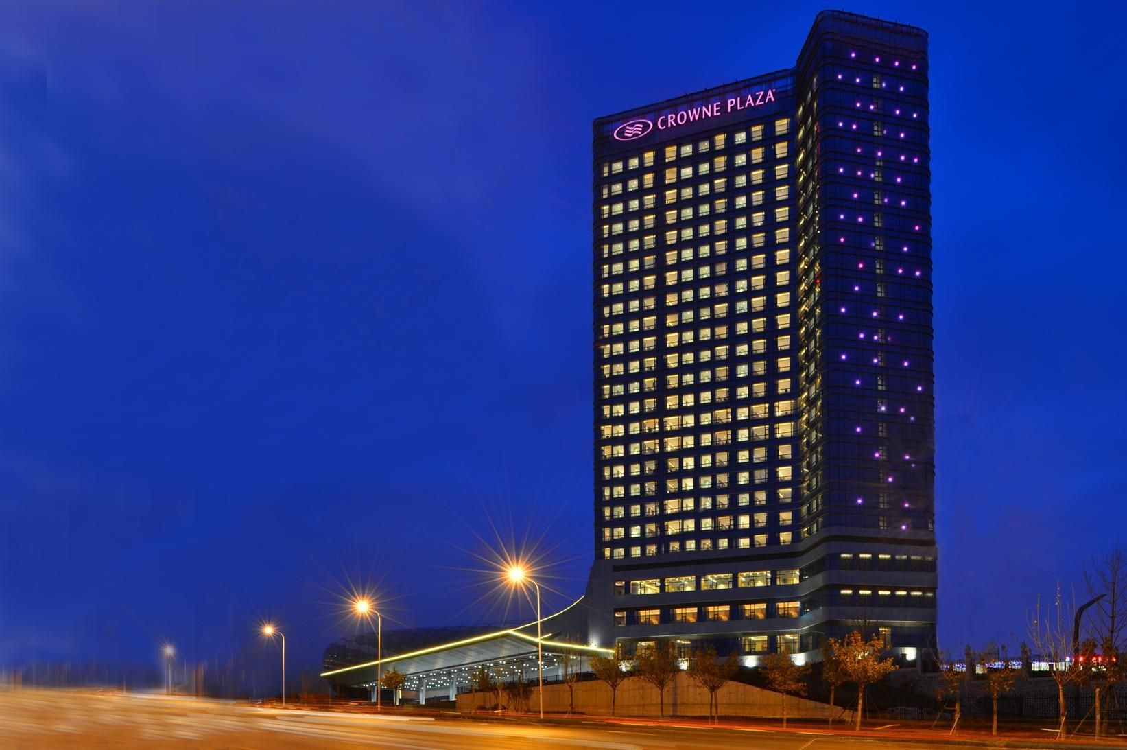 Crowne Plaza Dalian Sports Center0