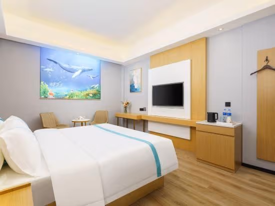 Feature Queen Room