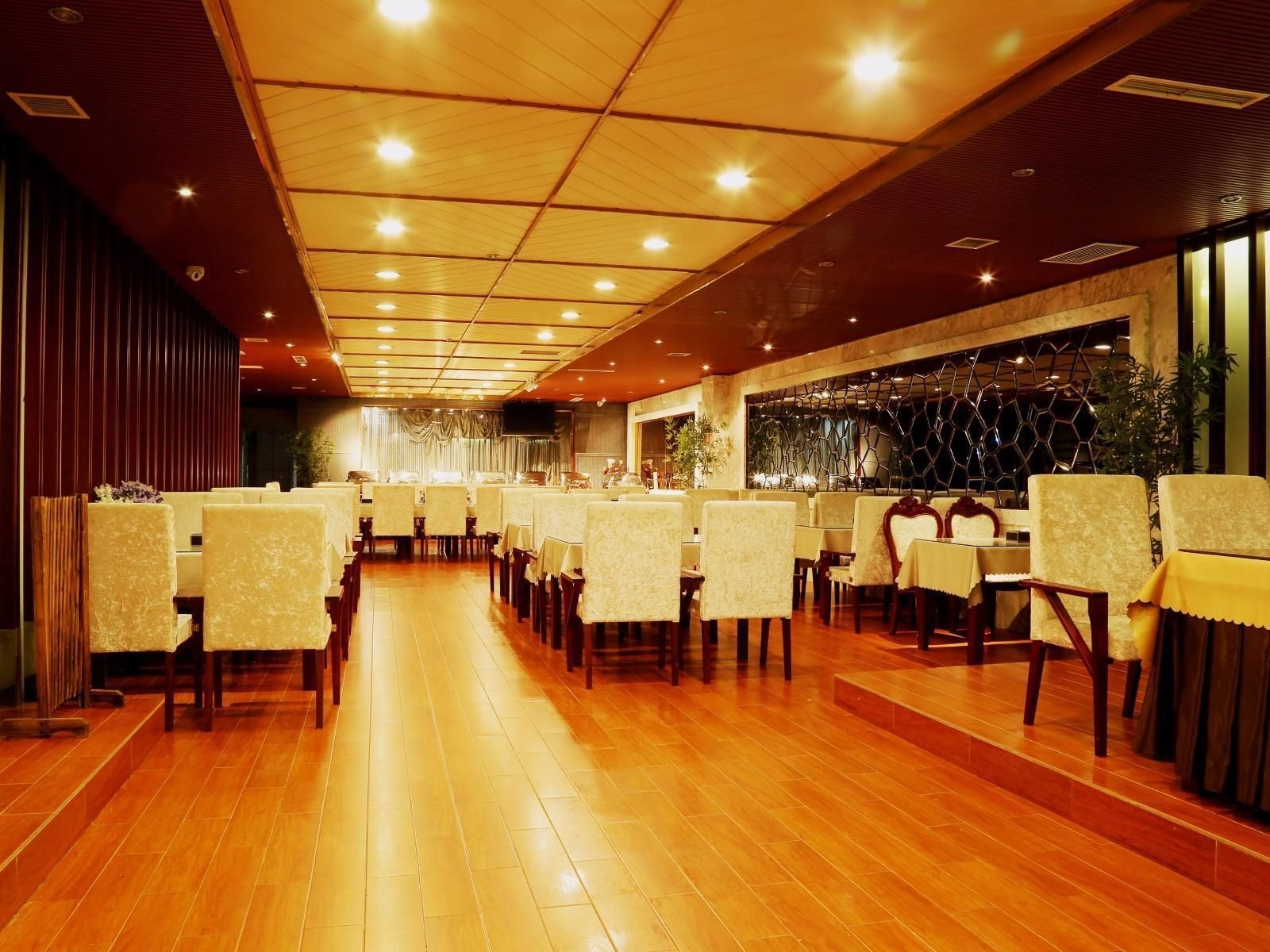 โชนไพน์ส โฮเทลส์ จวงเหอ หวงไห่ สตรีท (Chonpines Hotels Zhuanghe Huanghai Street)1
