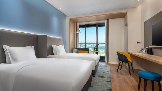 Standard Room, 2 Twin Beds, Sea View (Extra Floor Space)